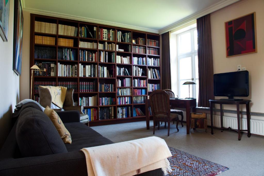 B&B Het Agnetenklooster Maaseik Dış mekan fotoğraf